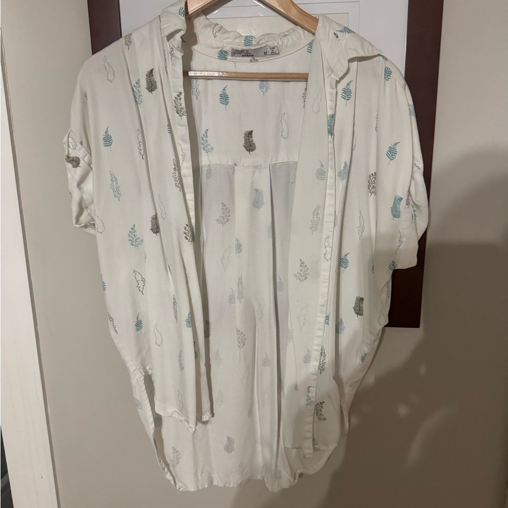 PrANa White Short-Sleeve Blouse with Leaf Pattern
